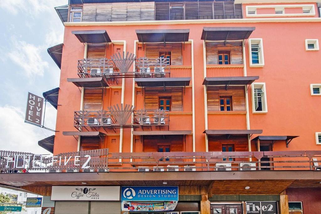 Hotel Five 2 Kota Kinabalu Buitenkant foto